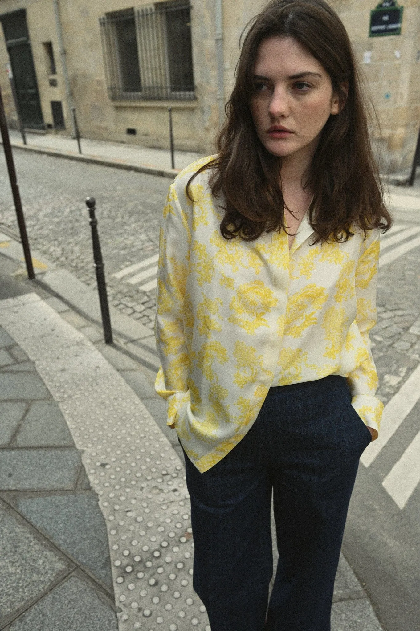 ALICE - Chemise droite en twill de soie imprimé Sevigné jaune