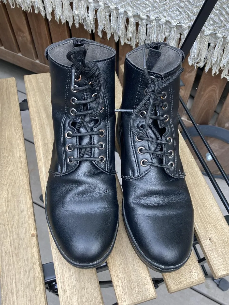 Boots synthétique