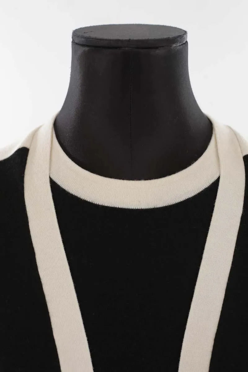 Cardigan en laine Paule Ka noir. Matière principale laine. Taille 36.