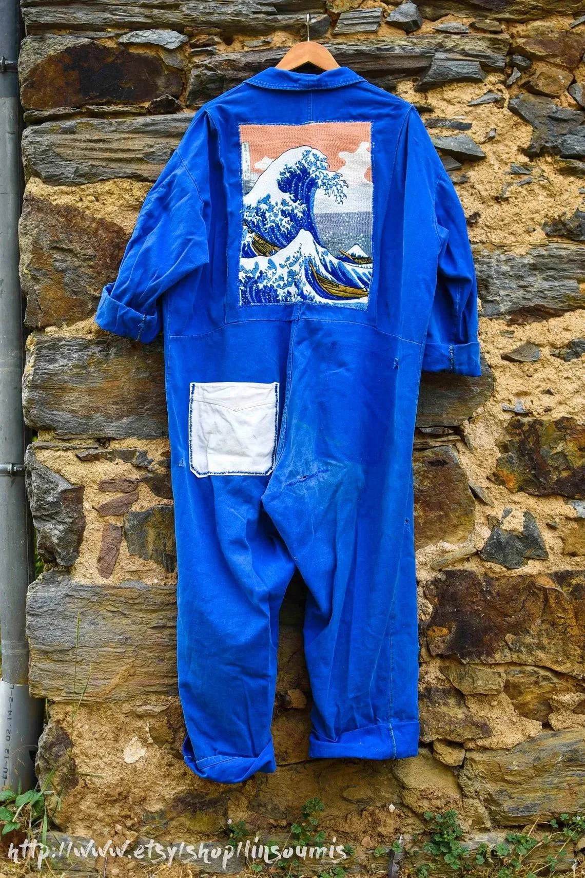 French 60s hand embroidered oversized coverall Hokusai the big Wave of Kanagawa/ Combinaison patinée brodée point de chanette de