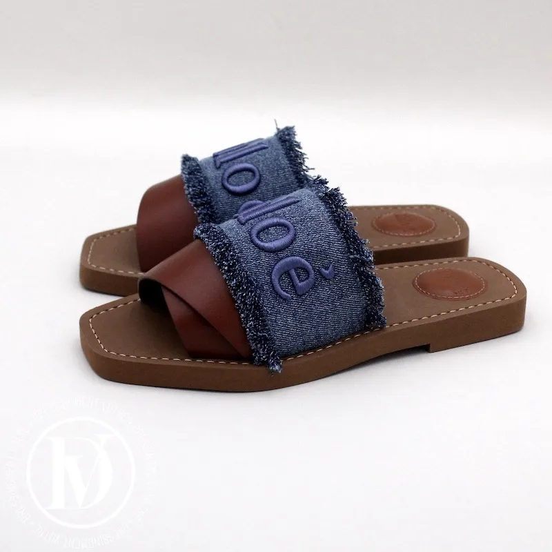 Mules Woody dénim et cuir p.36 – Chloé